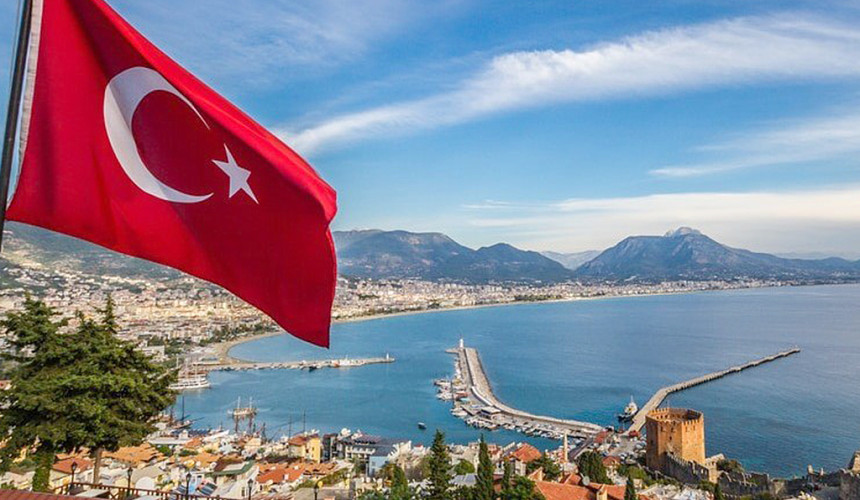Количество иностранных посещений в Турции увеличилось на 308,48 %