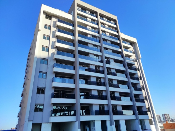 Двухкомнатные квартиры 1+1 и трёхкомнатные  2+1  в новом жилом комплексе в микрорайоне Алтынташ, Анталия