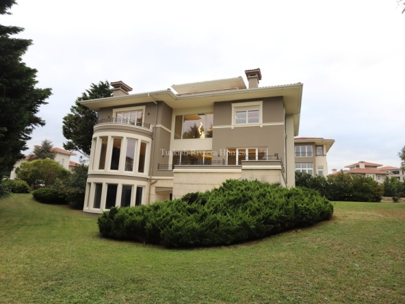 Виллы в Стамбуле . Продажа современных трёхэтажных вилл 6+2 и 7+2