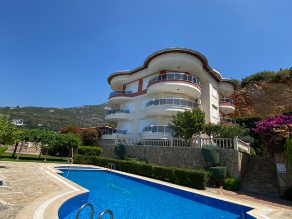 Продажа квартиры в Джикджилли. Полностью меблированная двухуровневая квартира 3+1