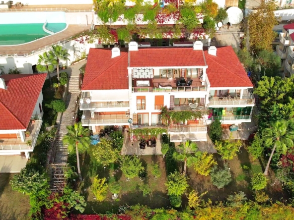 Продажа двухуровневого пентхауса. Пентхаус 3+1 в районе Конаклы, город Алания